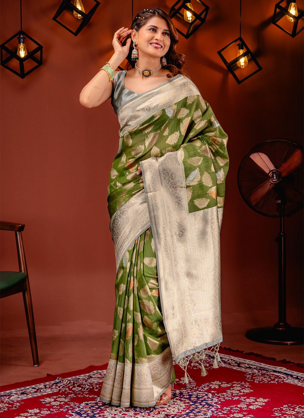 Classic Zari Kanjivaram Silk Saree - S7079