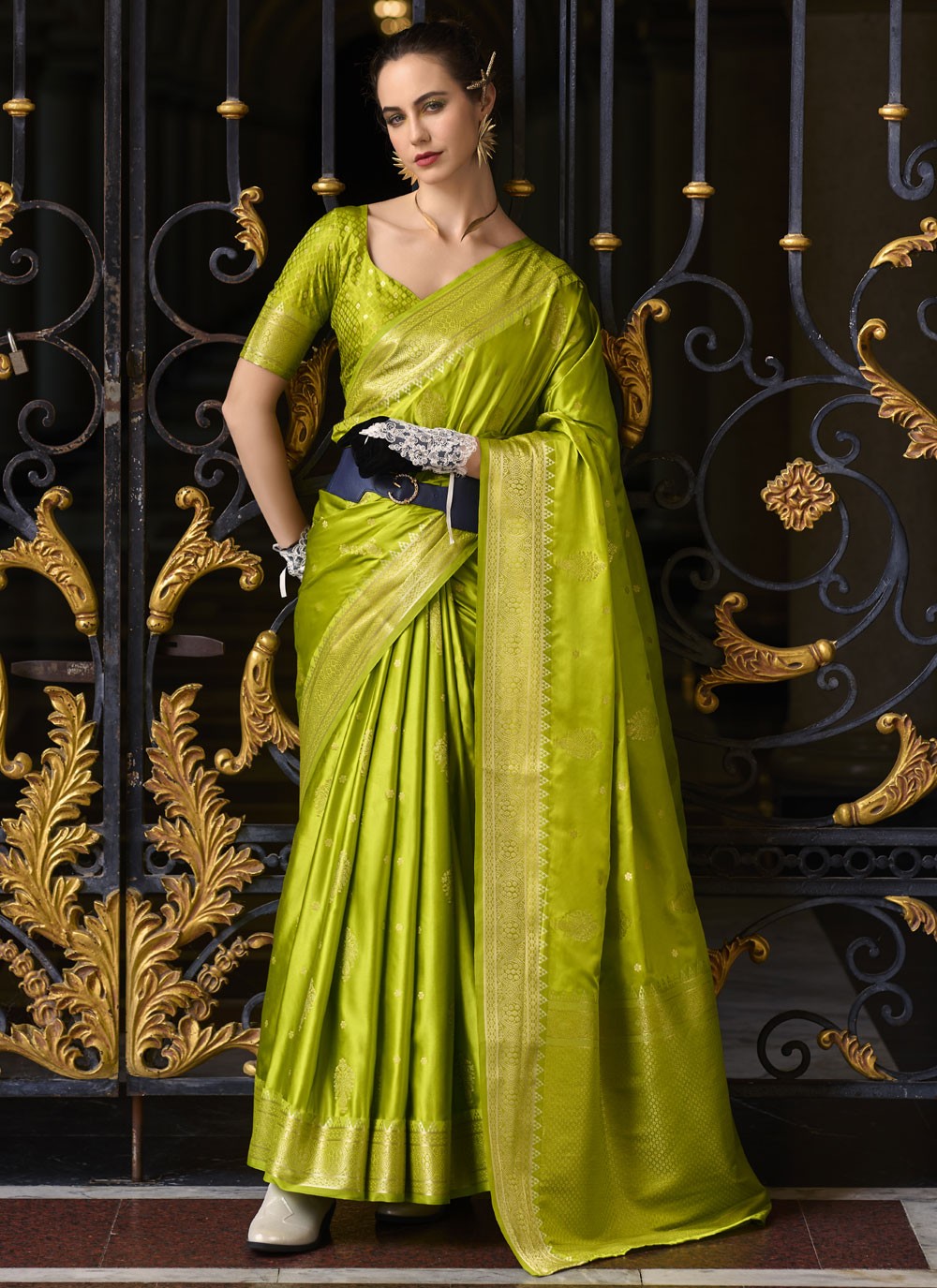 Classic Weaving Zari Satin Silk Saree - S9129