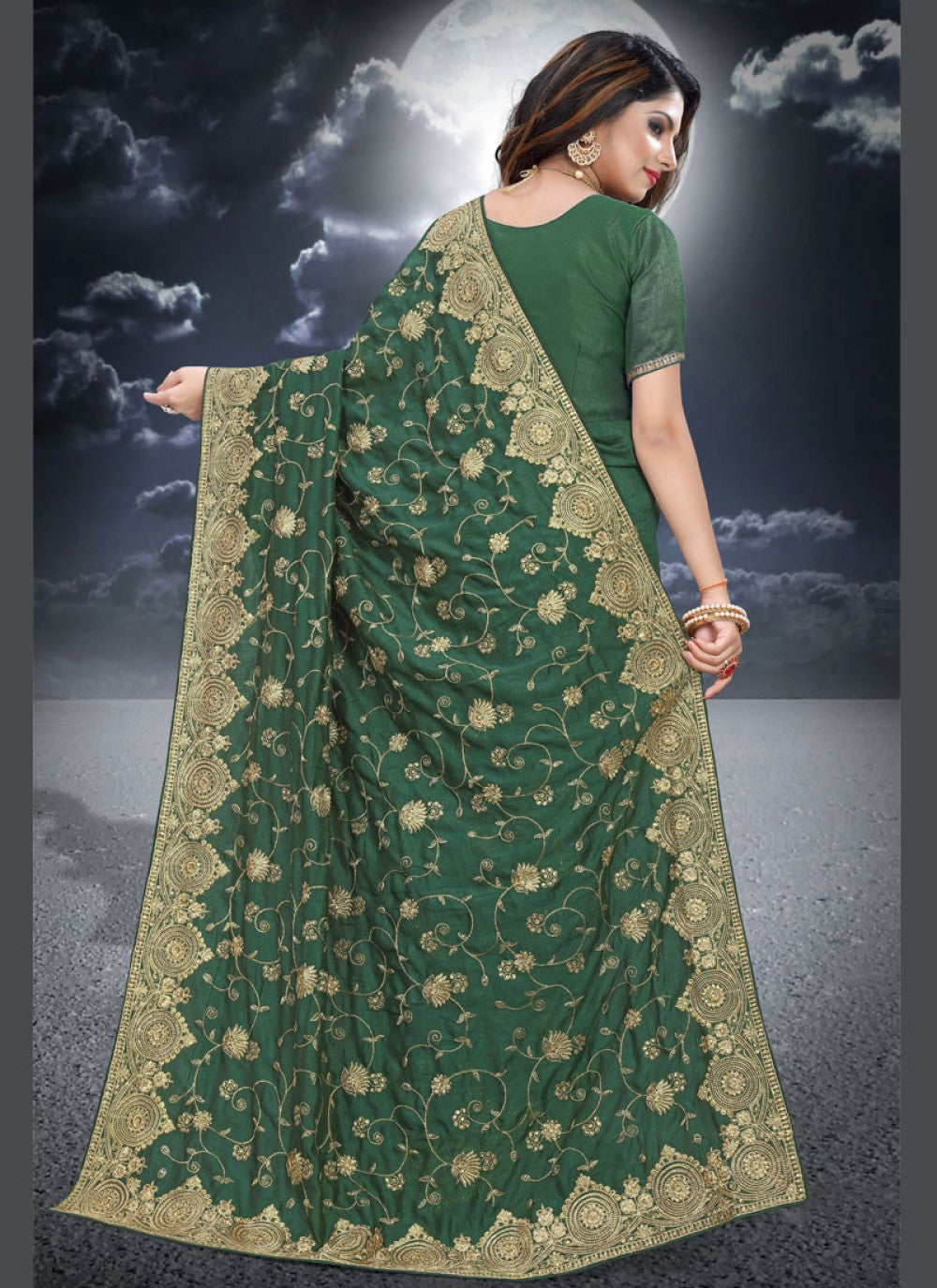 Classic Embroidered Silk Saree - S0282