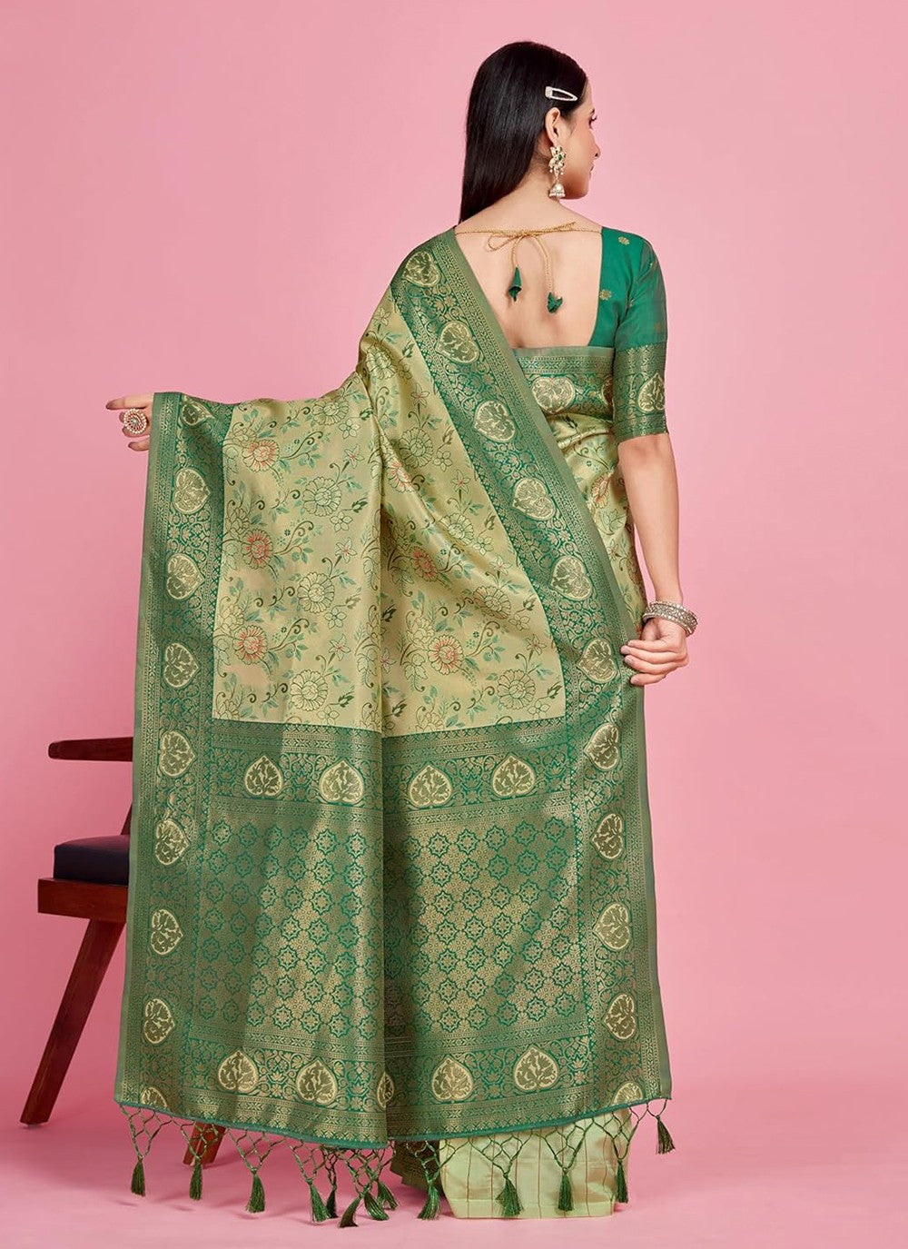 Classic Weaving Zari Kanjivaram Silk Saree - S5322