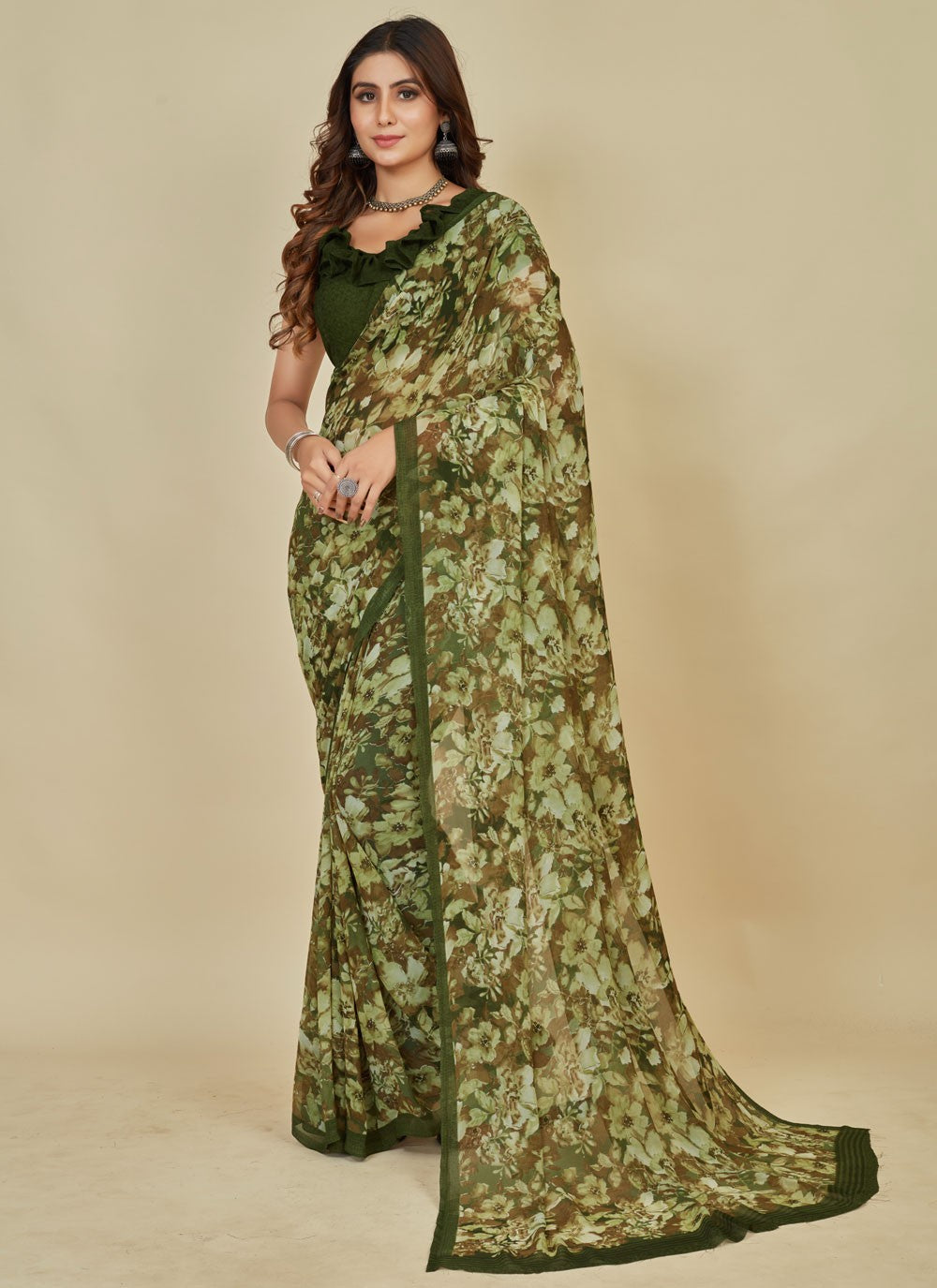 Trendy Floral Printed Georgette Saree - S5376