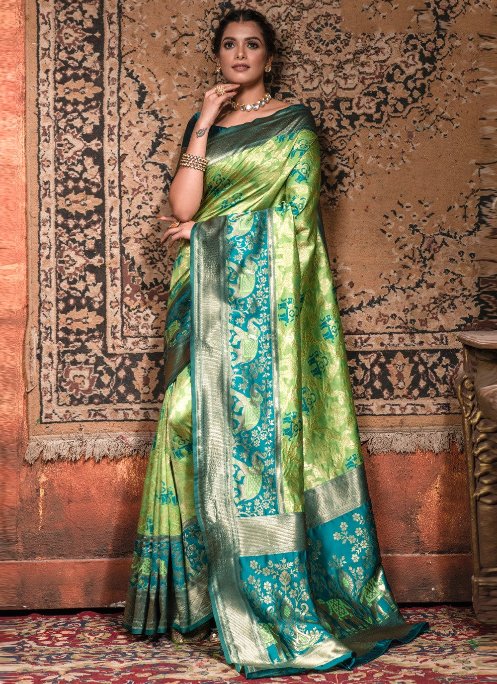 Classic Weaving Zari Banarasi Silk Saree - S3775