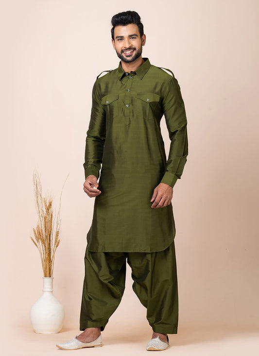 Plain Viscose Green Kurta Pyjama - M7470