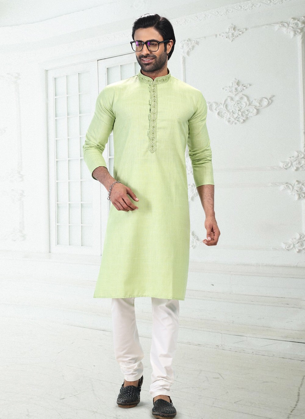 Thread Cotton , Linen Green Kurta Pyjama - M4897