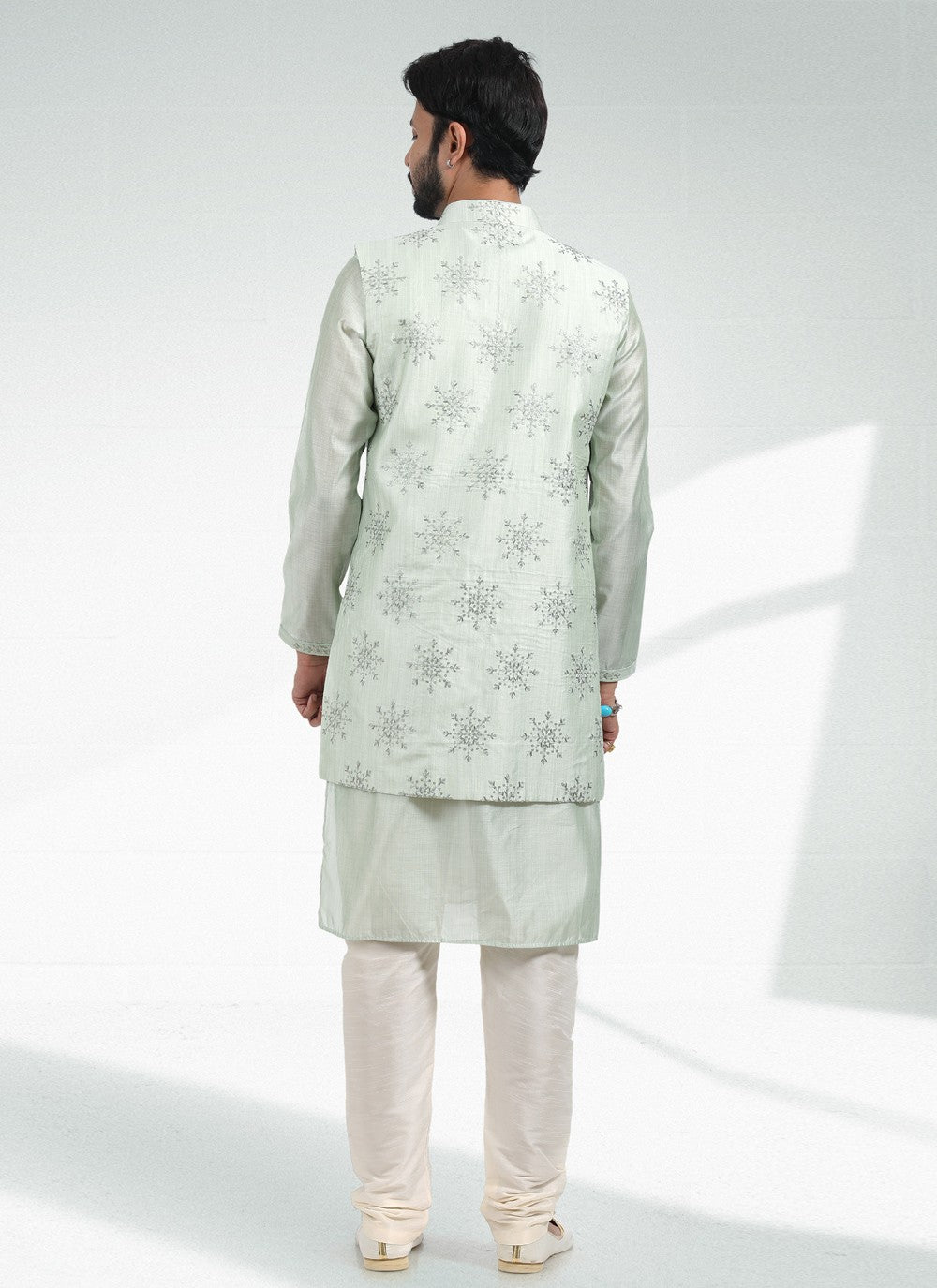 Thread Banarasi Silk Green Kurta Payjama With Jacket - M4604