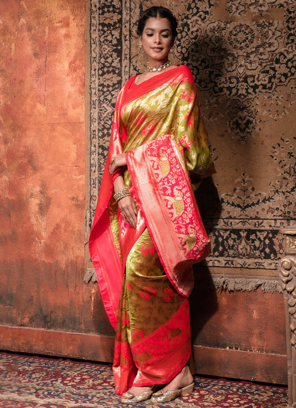 Classic Weaving Zari Banarasi Silk Saree - S3775