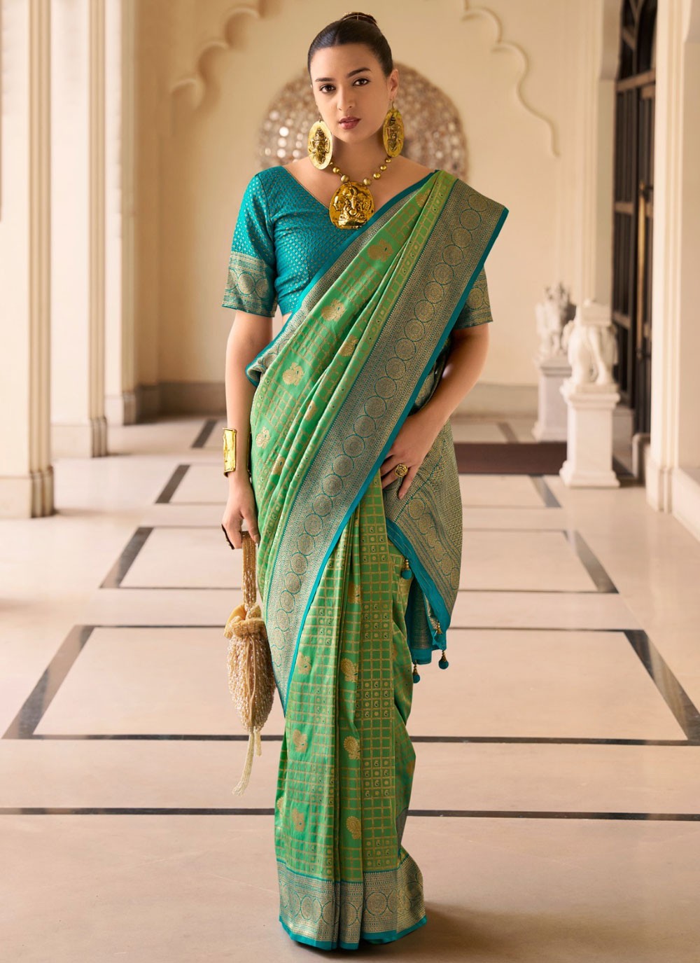 Classic Weaving Zari Banarasi Silk Saree - S10211