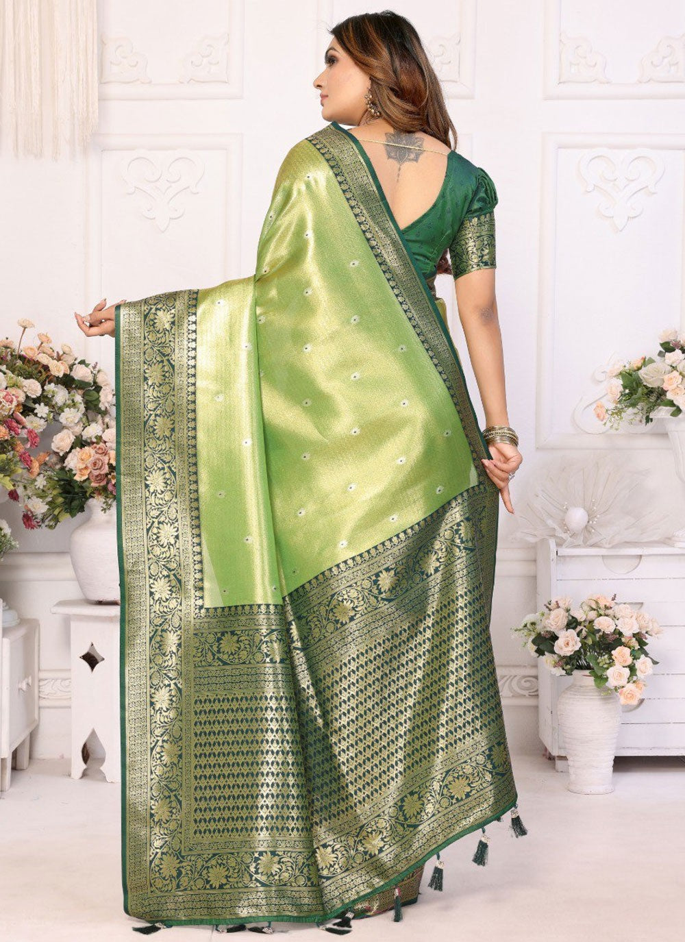 Weaving Zari, Zari Banarasi Silk Saree - S12052