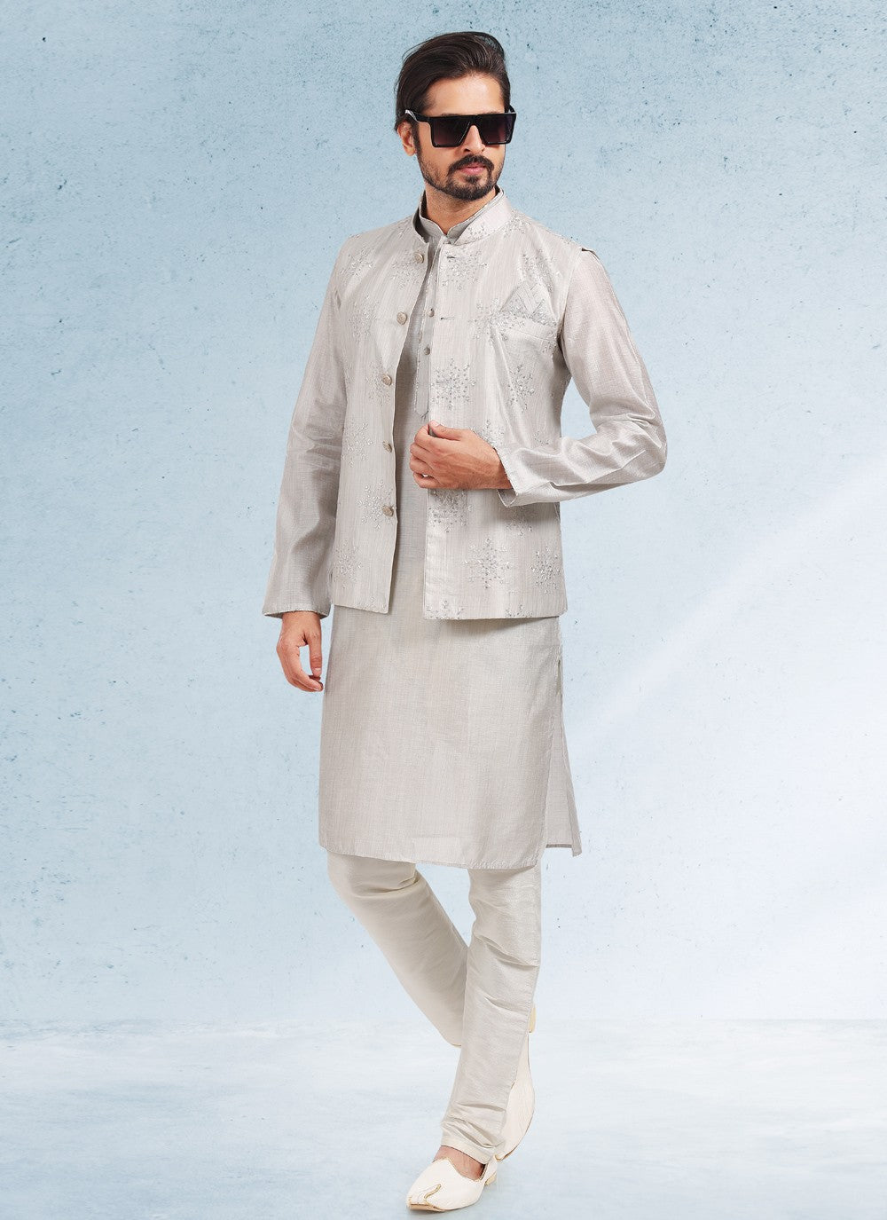 Thread Banarasi Silk Grey Kurta Payjama With Jacket - M4615