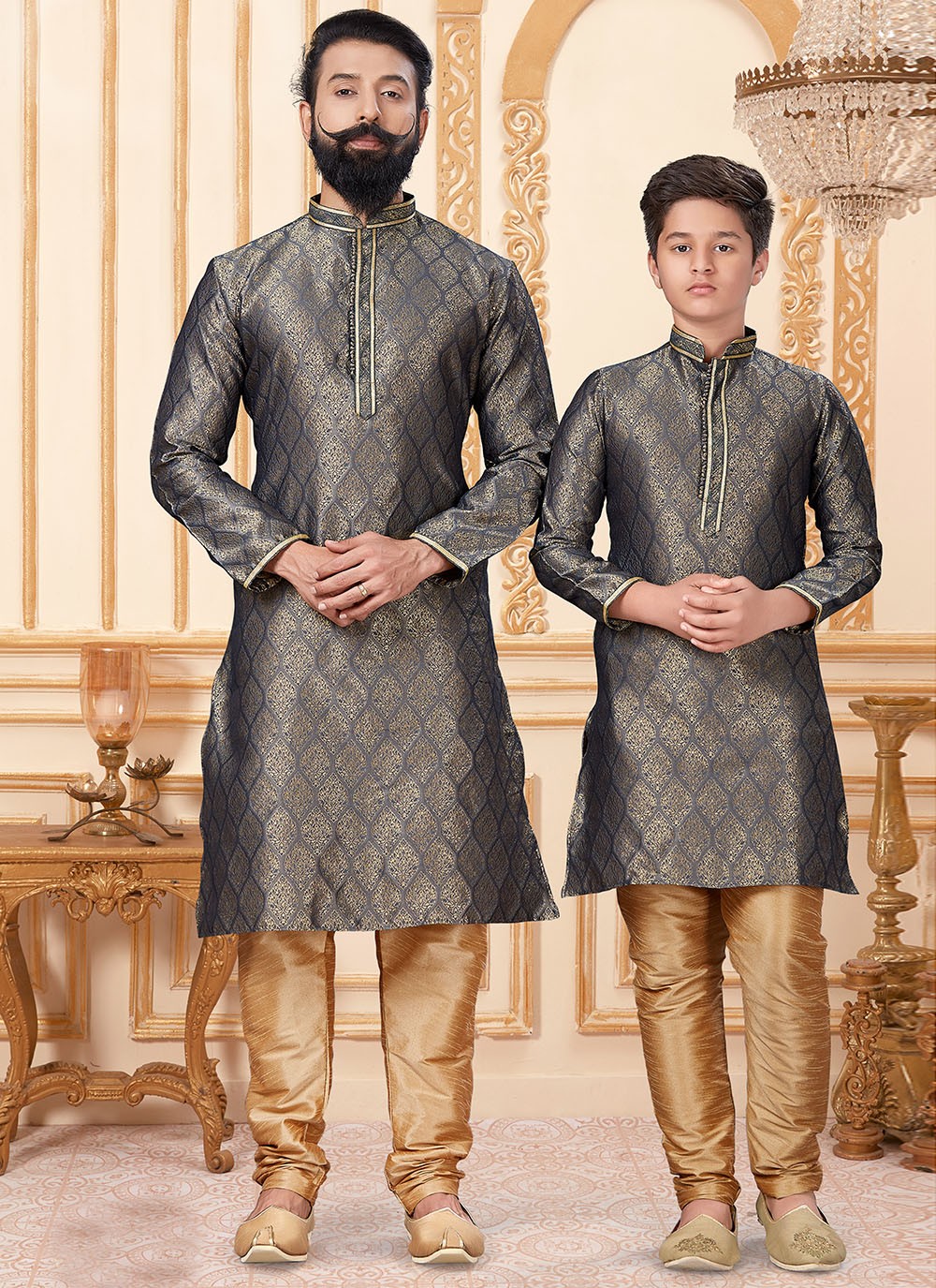 Buttis Jacquard Silk Grey Kurta Pyjama - M1915