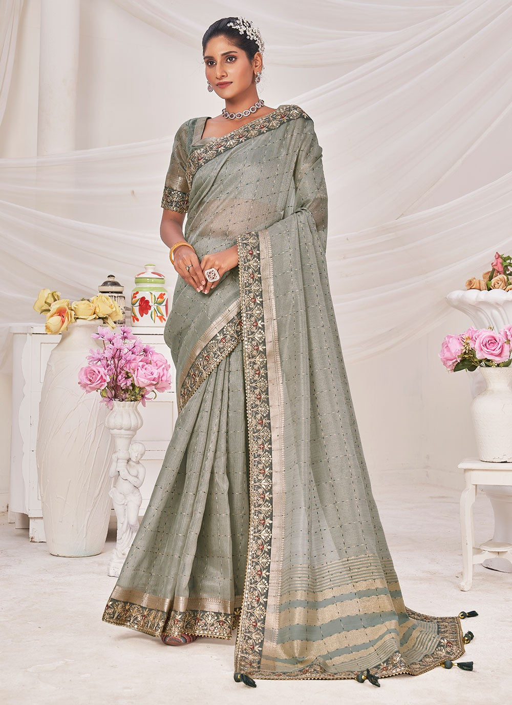 Classic Zari Banarasi Silk Saree - S6811