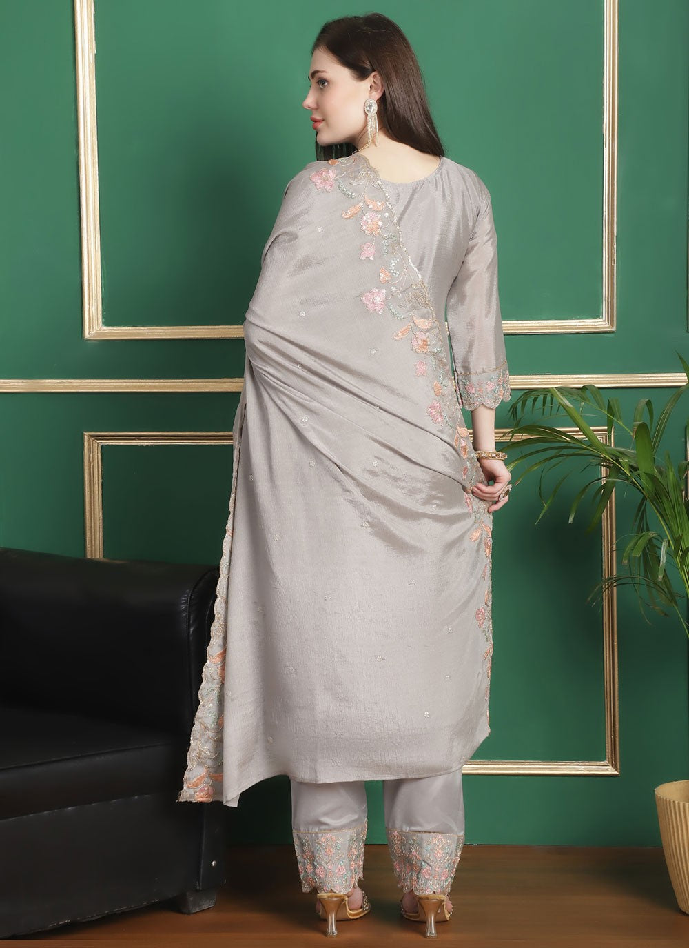 Chiffon, Chinon Salwar Suit - T2379