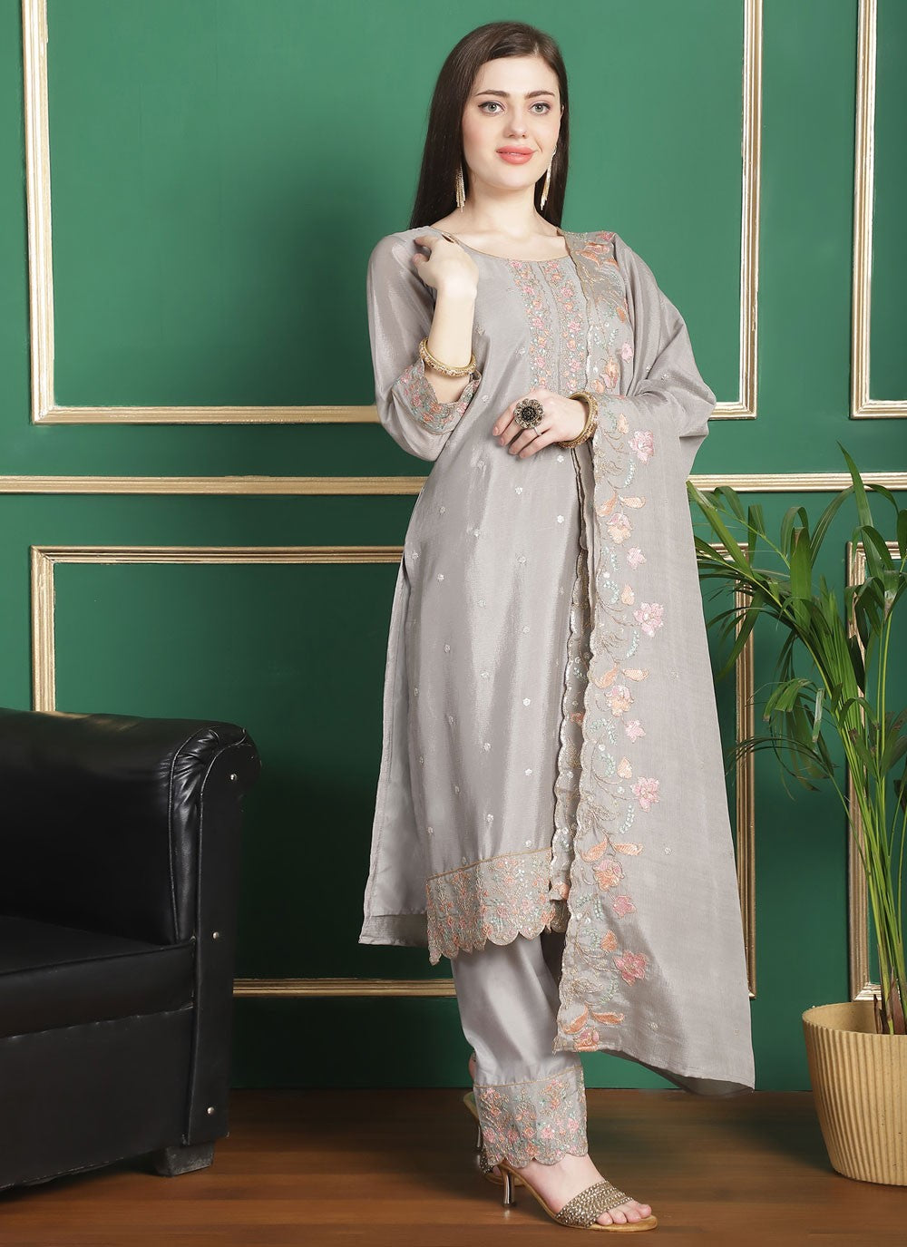 Chiffon, Chinon Salwar Suit - T2379