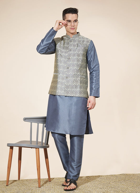 Jacquard Work Pure Silk Grey Kurta Payjama With Jacket - M8031