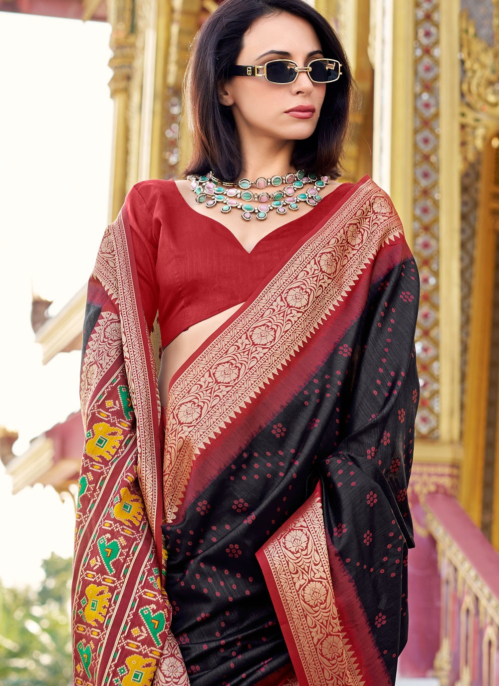 Patola Print, Weaving Zari, Zari Handloom Silk Saree - S12058