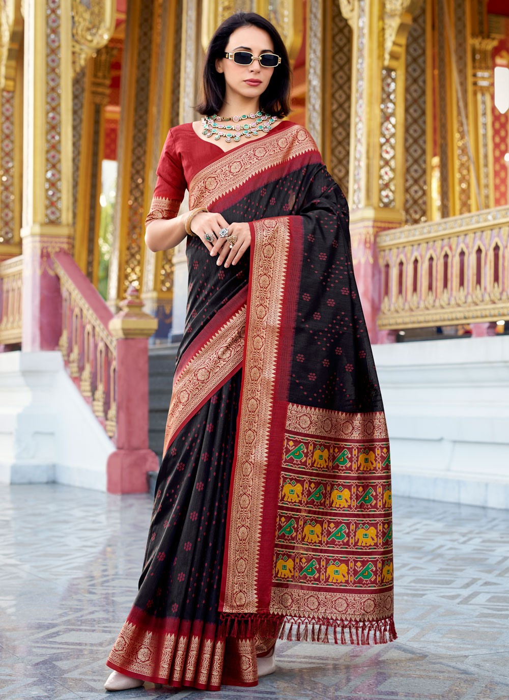 Patola Print, Weaving Zari, Zari Handloom Silk Saree - S12058