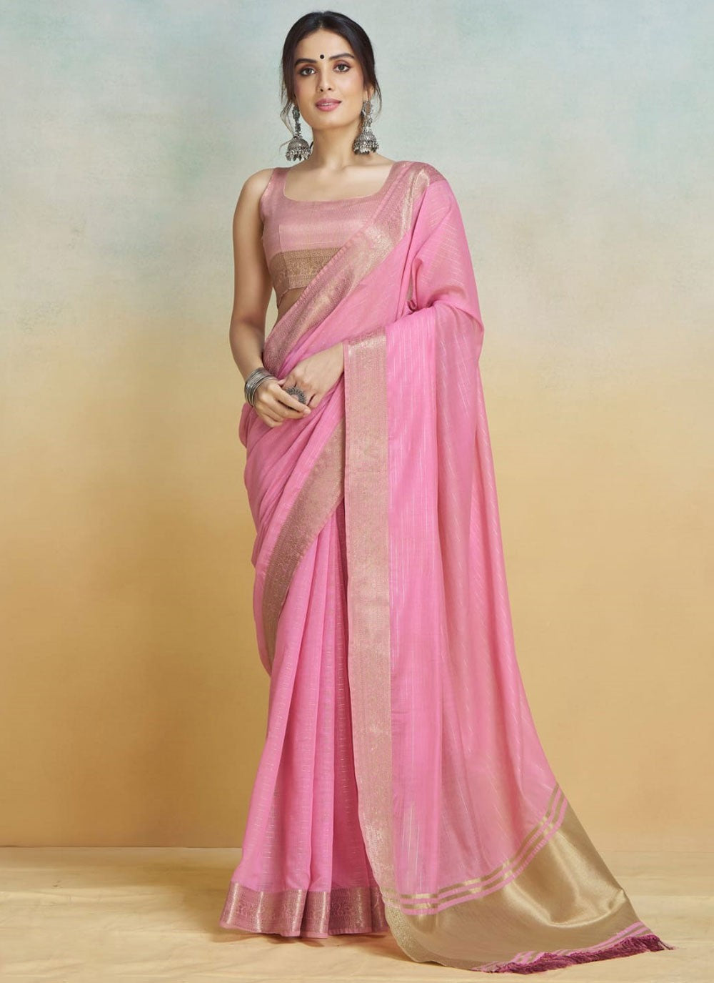 Classic Weaving Zari Handloom Silk Saree - S9497