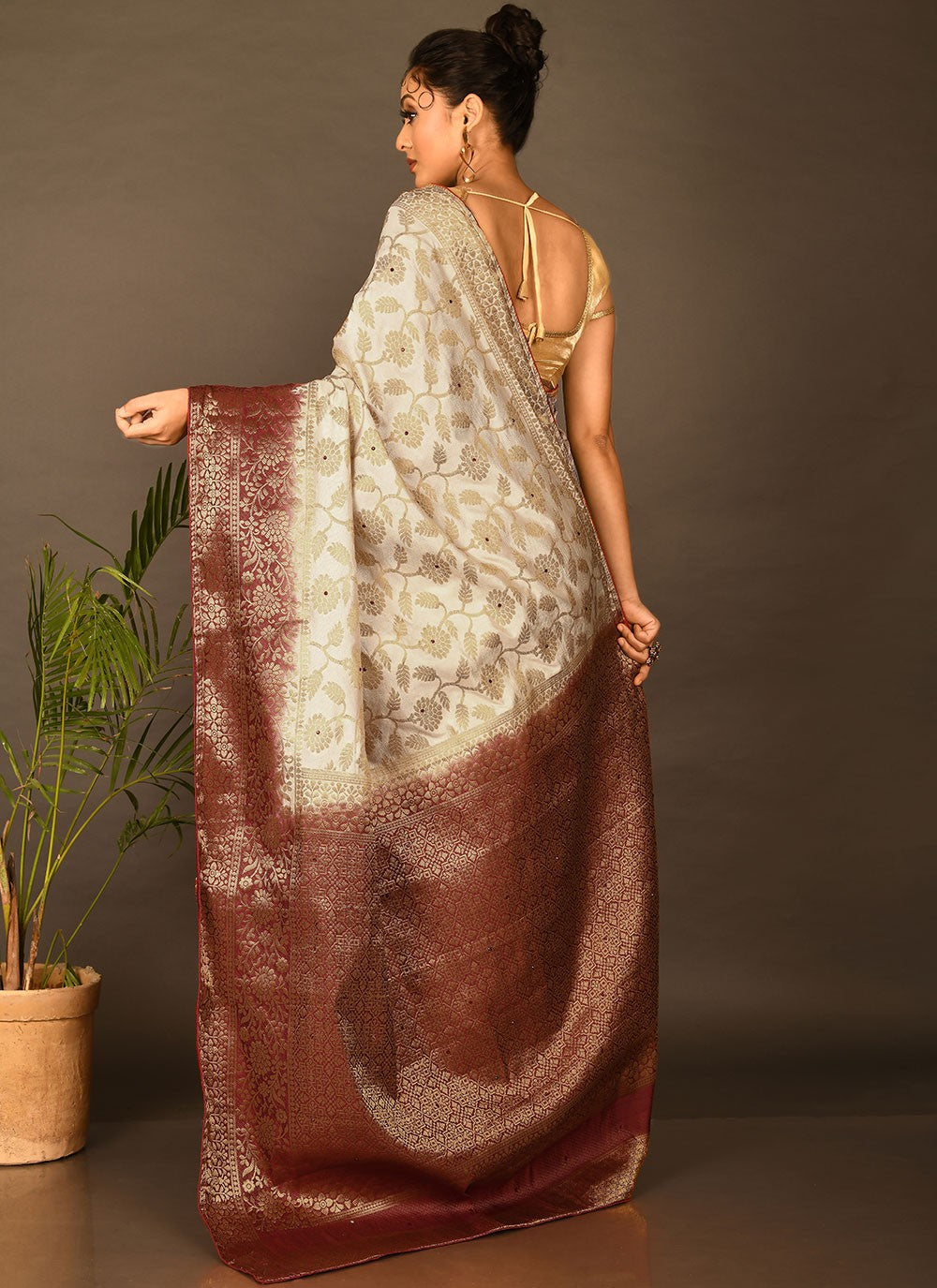 Trendy Embroidered Kanchipuram Silk Saree - S1707