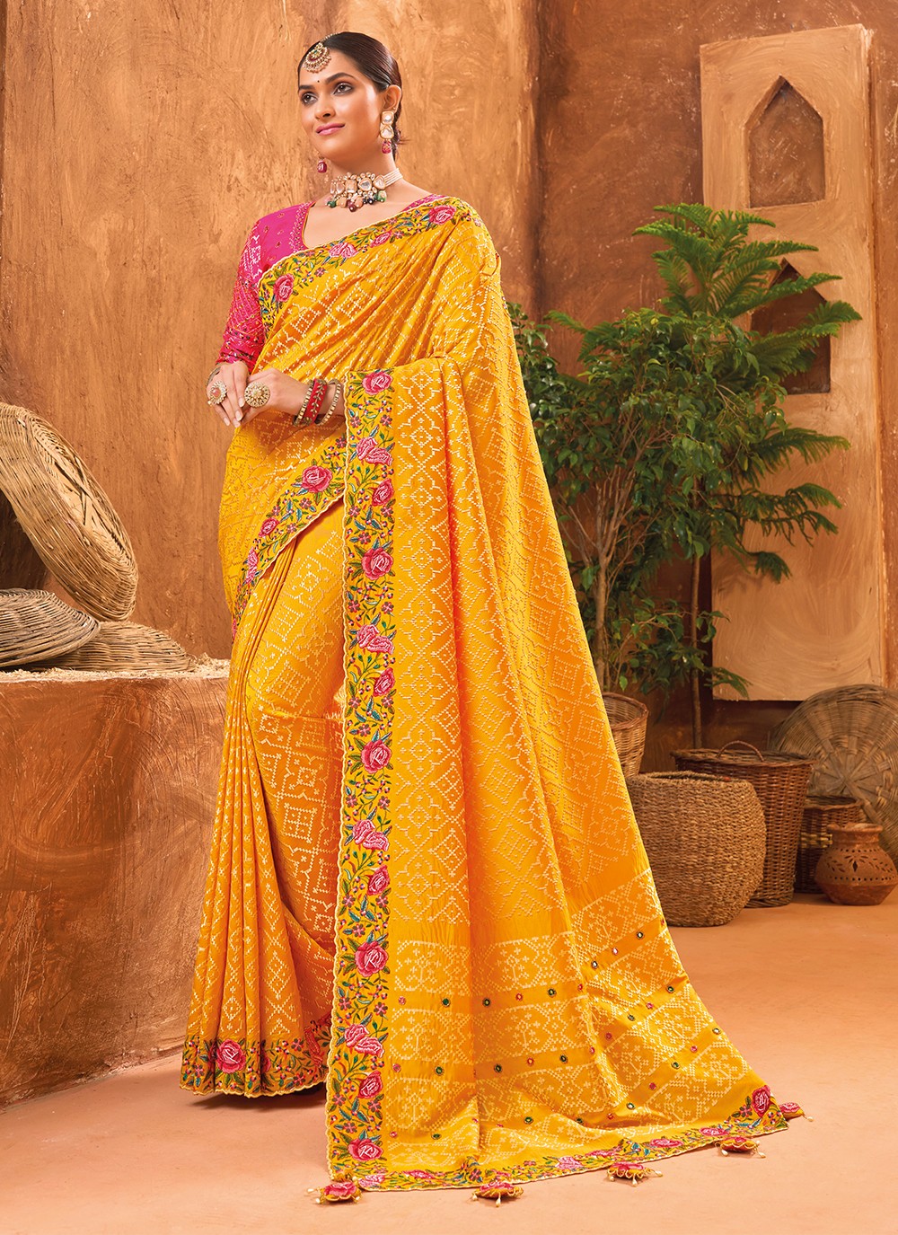 Trendy Cutdana Banarasi Silk Saree - S5228