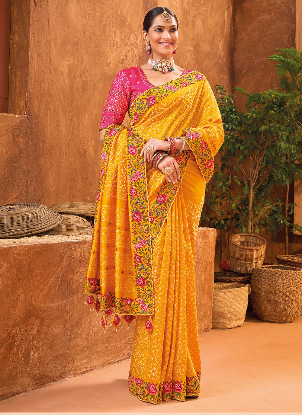 Trendy Cutdana Banarasi Silk Saree - S5228