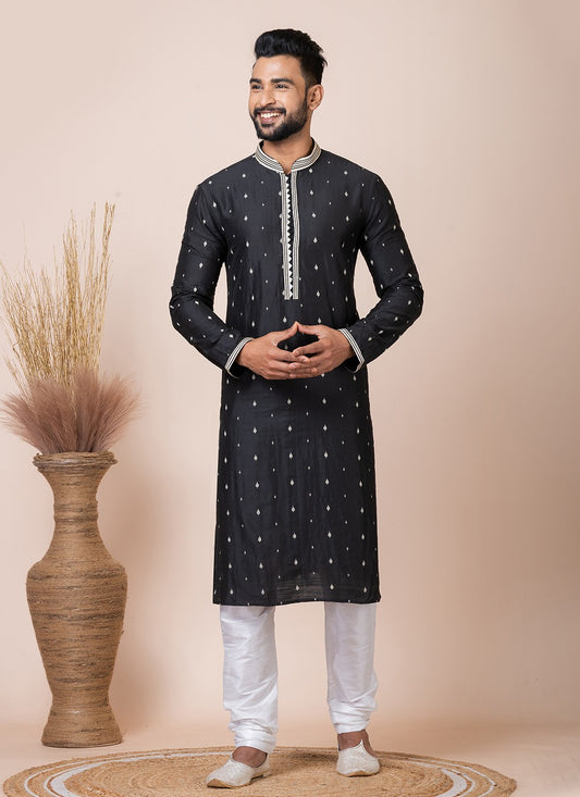 Printed Jacquard Black Kurta Pyjama - M8550