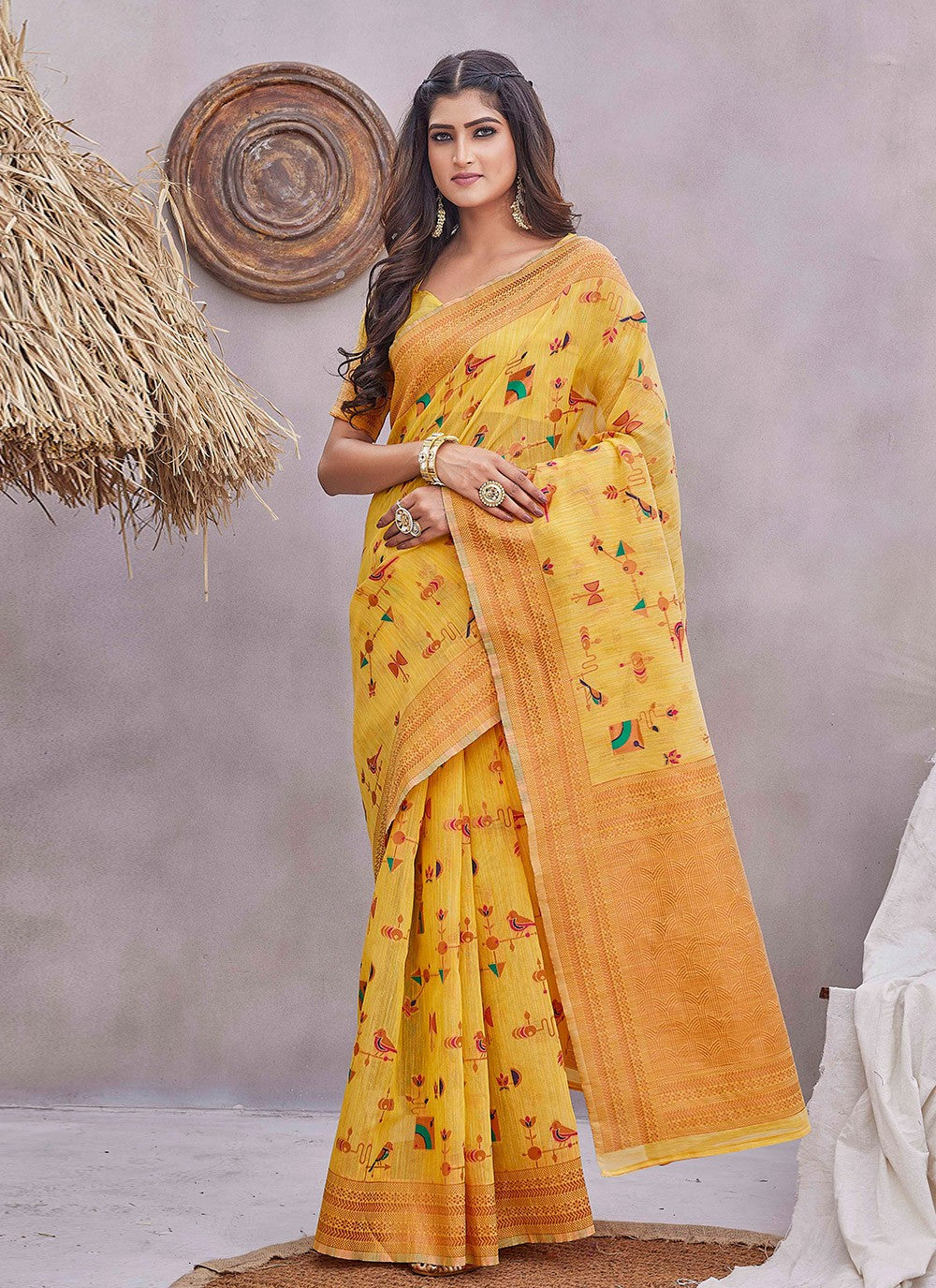 Contemporary Jacquard Work Silk Blend Saree - S9389