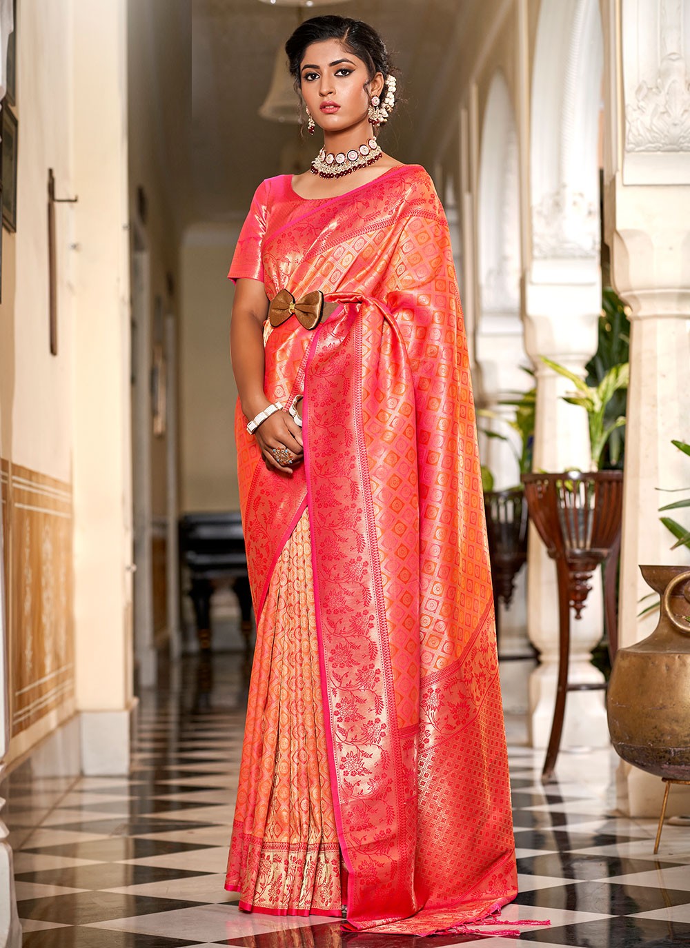 Contemporary Jacquard Work Banarasi Silk Saree - S2563