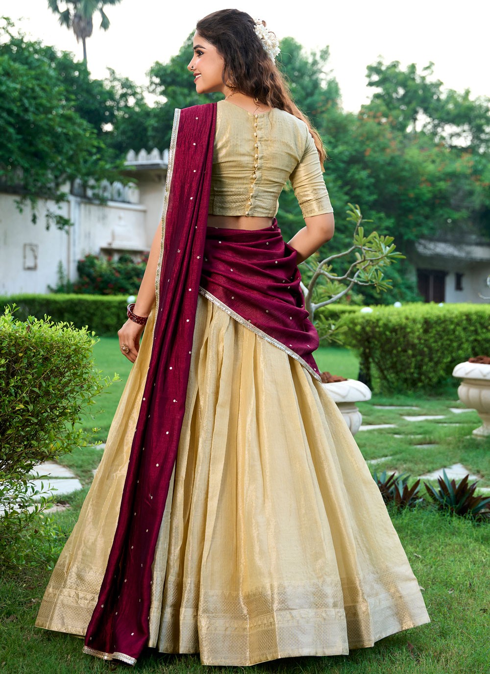 Weaving Zari Kanchipuram Silk A - Line Lehenga - L2579