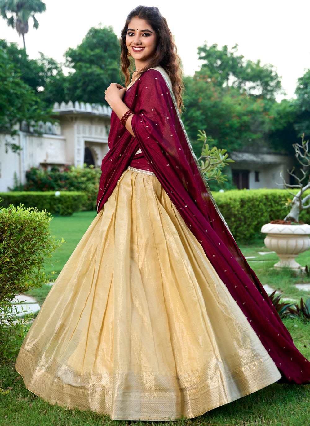 Weaving Zari Kanchipuram Silk A - Line Lehenga - L2579