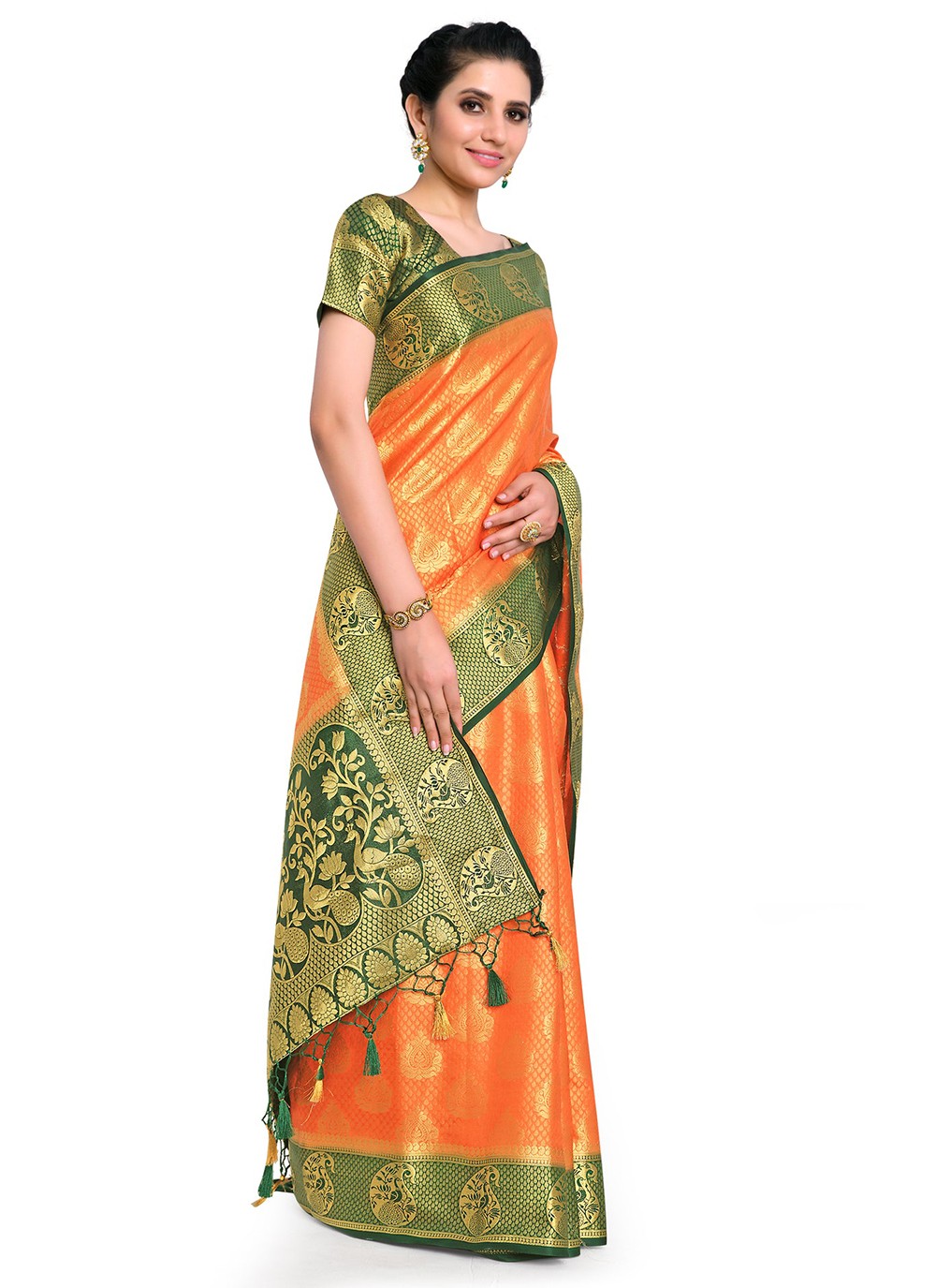 Classic Weaving Zari Kanjivaram Silk Saree - S5315