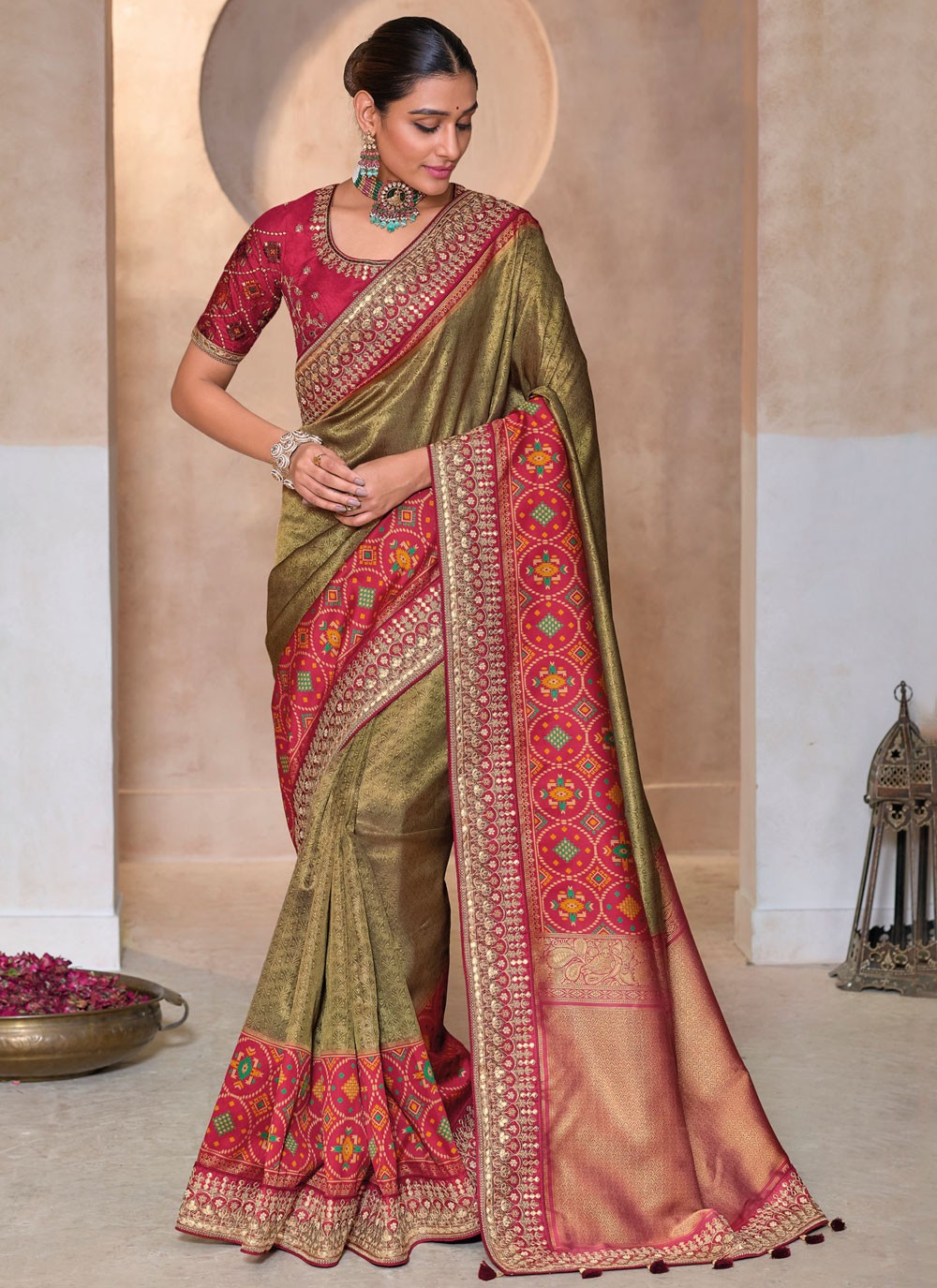 Classic Khatli Work Kanjivaram Silk Saree - S8367