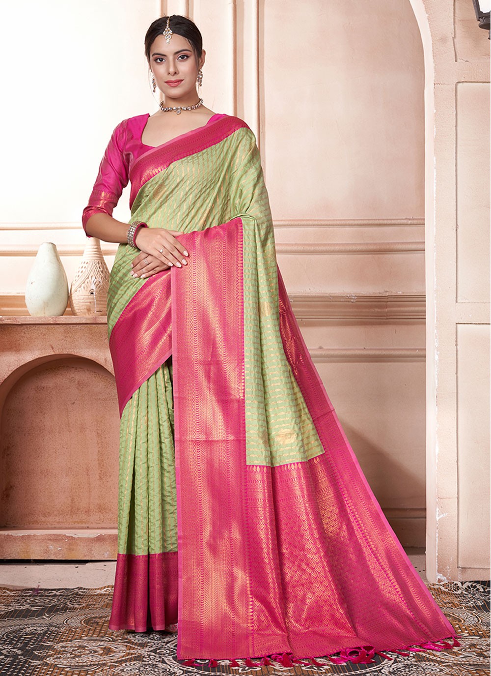 Classic Woven Kanjivaram Silk Saree - S6444