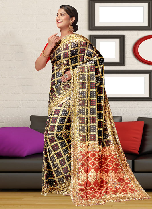 Classic Hand Embroidery Kanjivaram Silk Saree - S4109