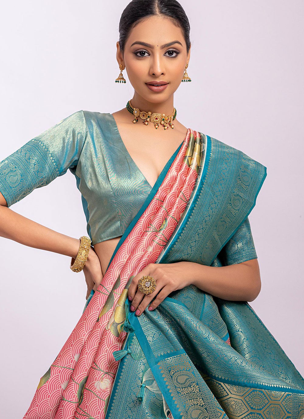 Trendy Weaving Zari Kanjivaram Silk Saree - S5153