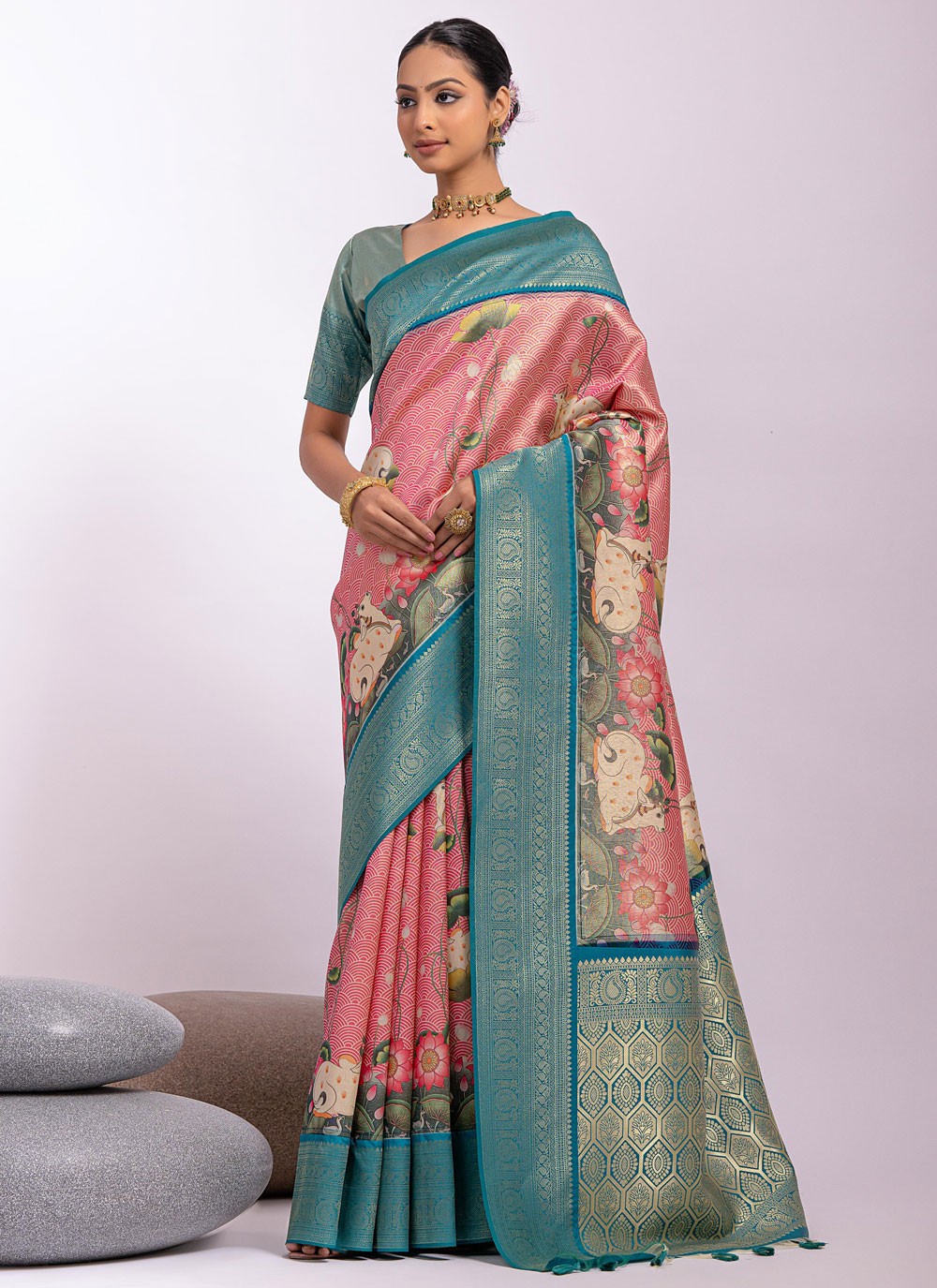 Trendy Weaving Zari Kanjivaram Silk Saree - S5153