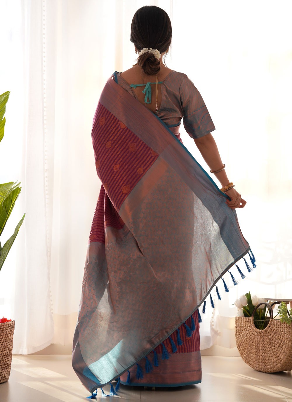 Woven, Zari Kanjivaram Silk Saree - S12290