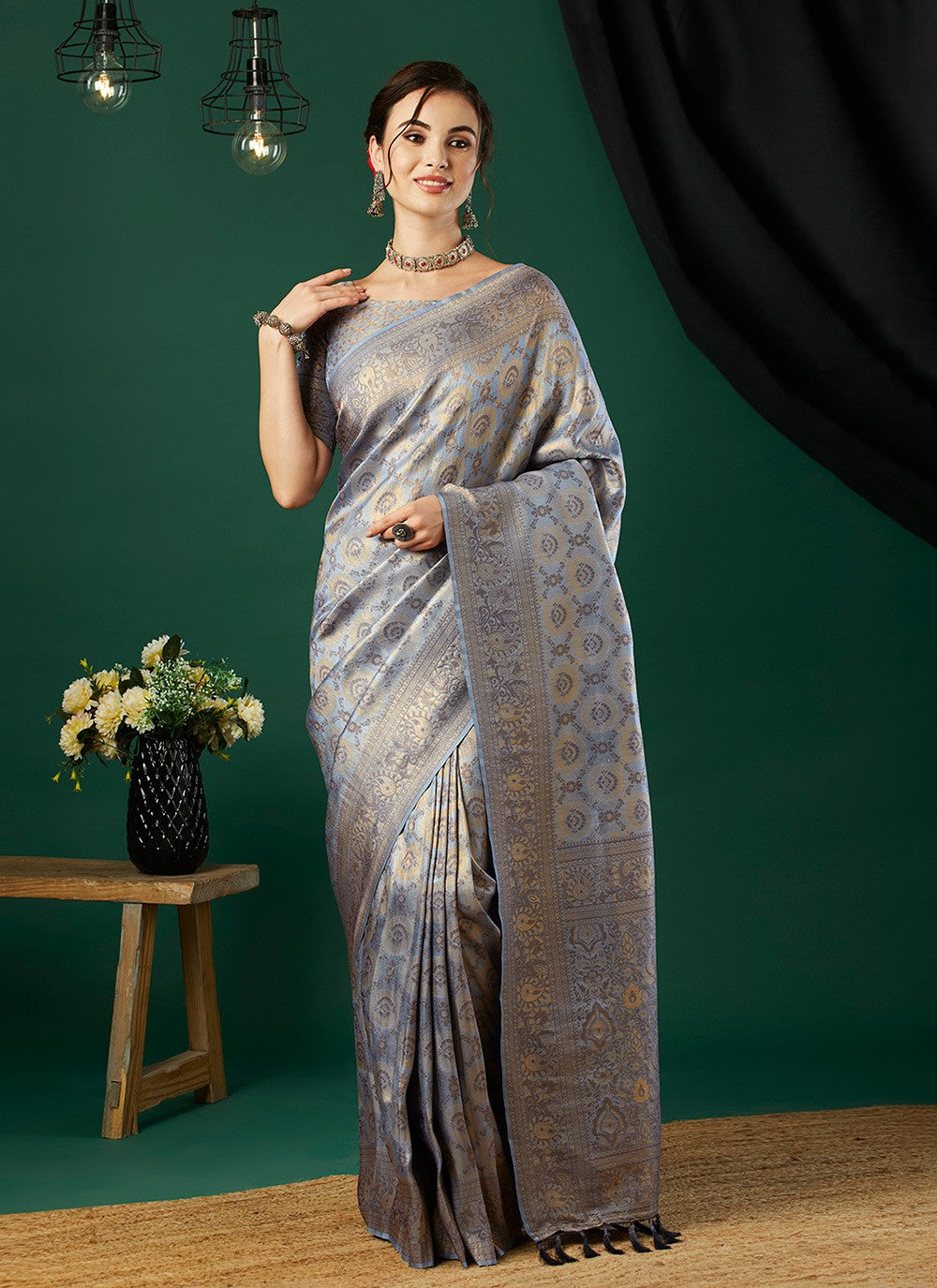 Classic Woven Kanjivaram Silk Peach Saree - S11253