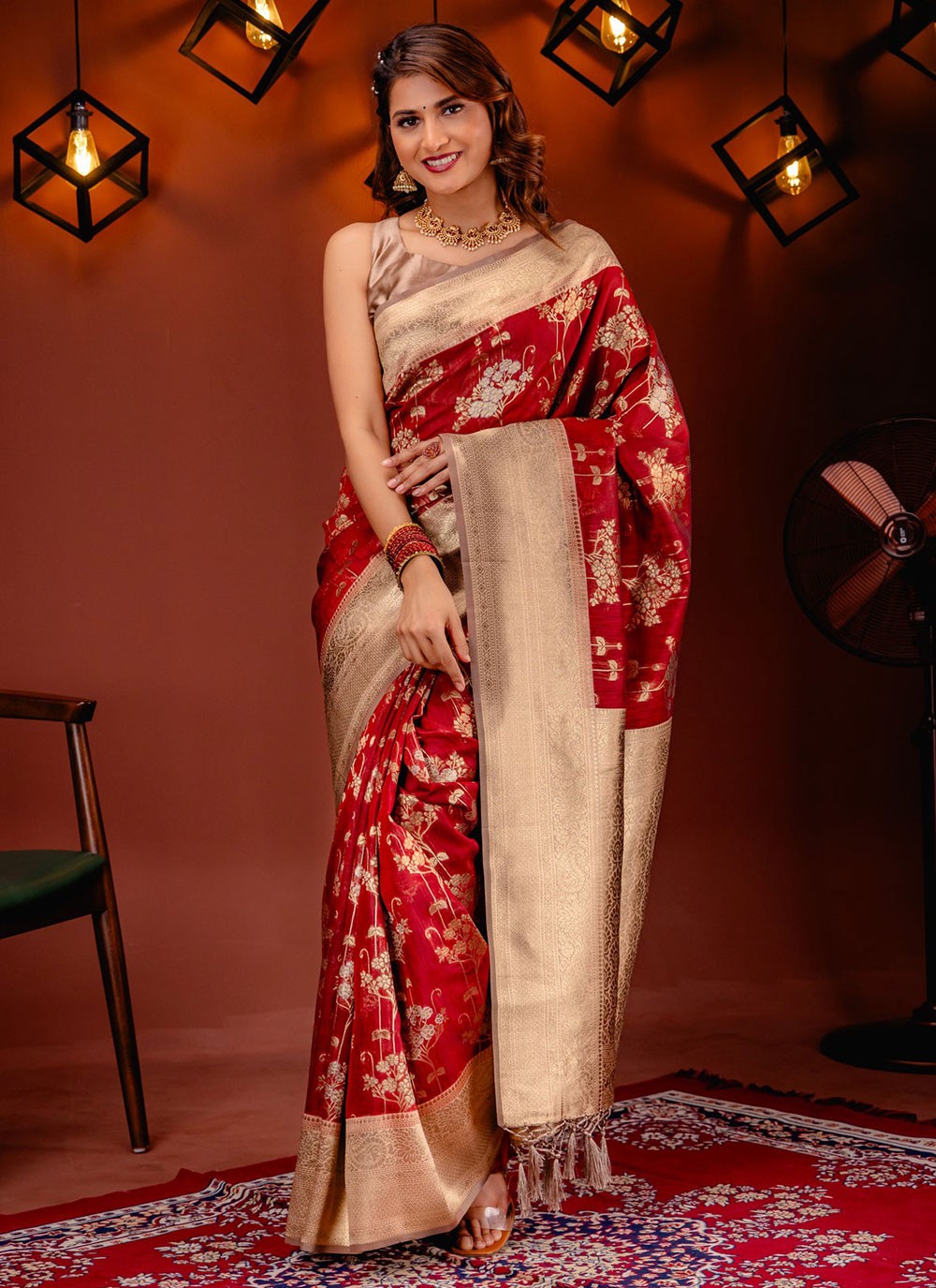 Classic Zari Kanjivaram Silk Saree - S7079