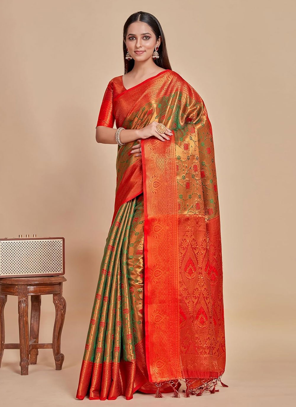 Trendy Woven Kanjivaram Silk Saree - S5008