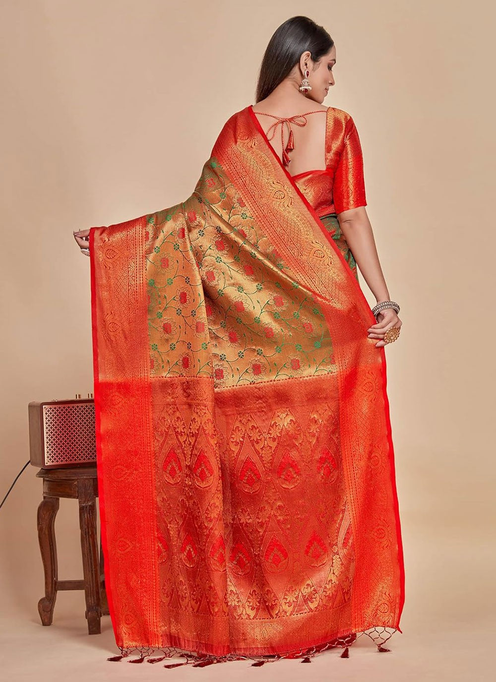 Trendy Woven Kanjivaram Silk Saree - S5008