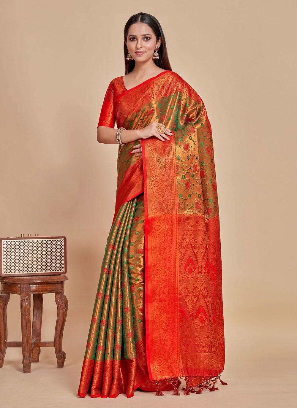 Trendy Woven Kanjivaram Silk Saree - S5008