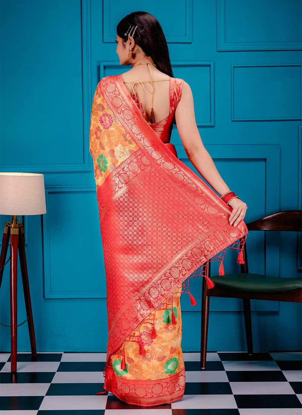 Classic Zari Kanjivaram Silk Saree - S7079