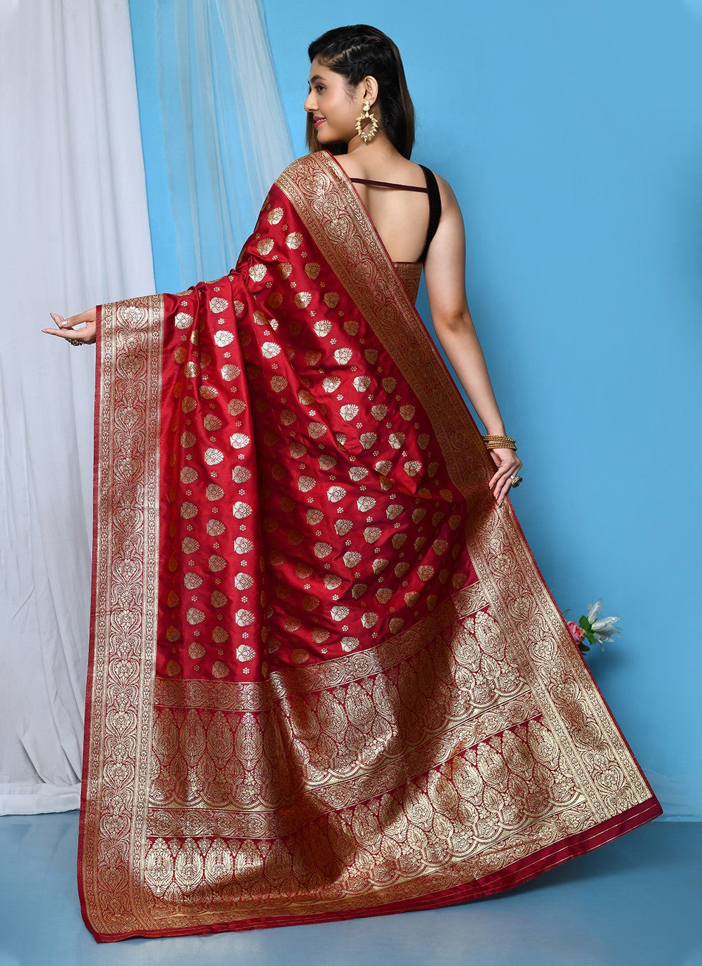 Contemporary Embroidered Silk Saree - S3349