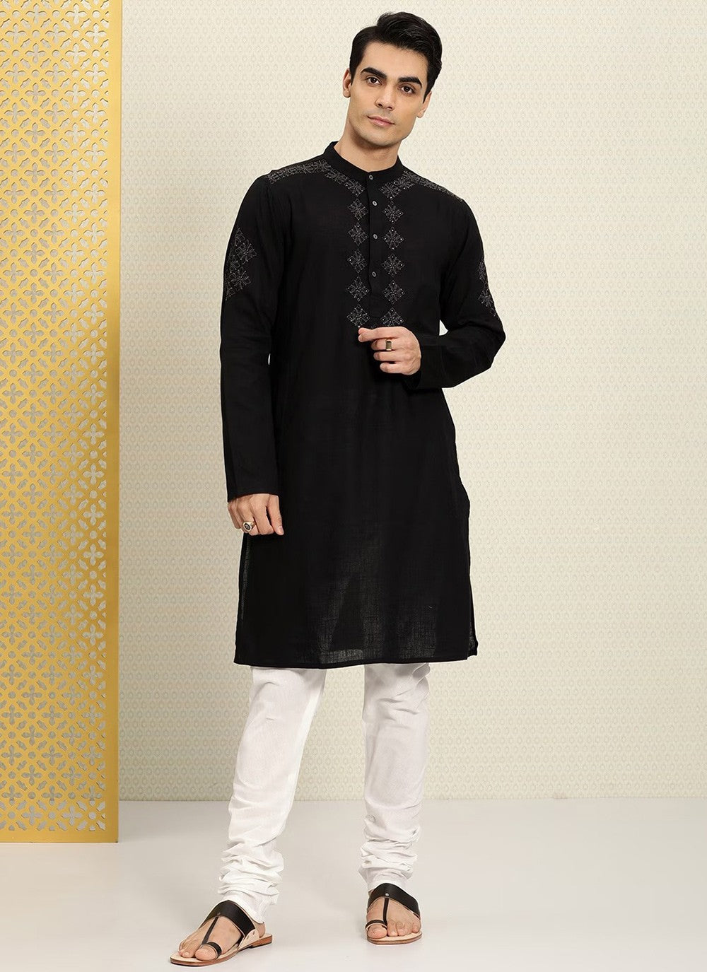 Embroidered Cotton Black Kurta Pyjama - M6284