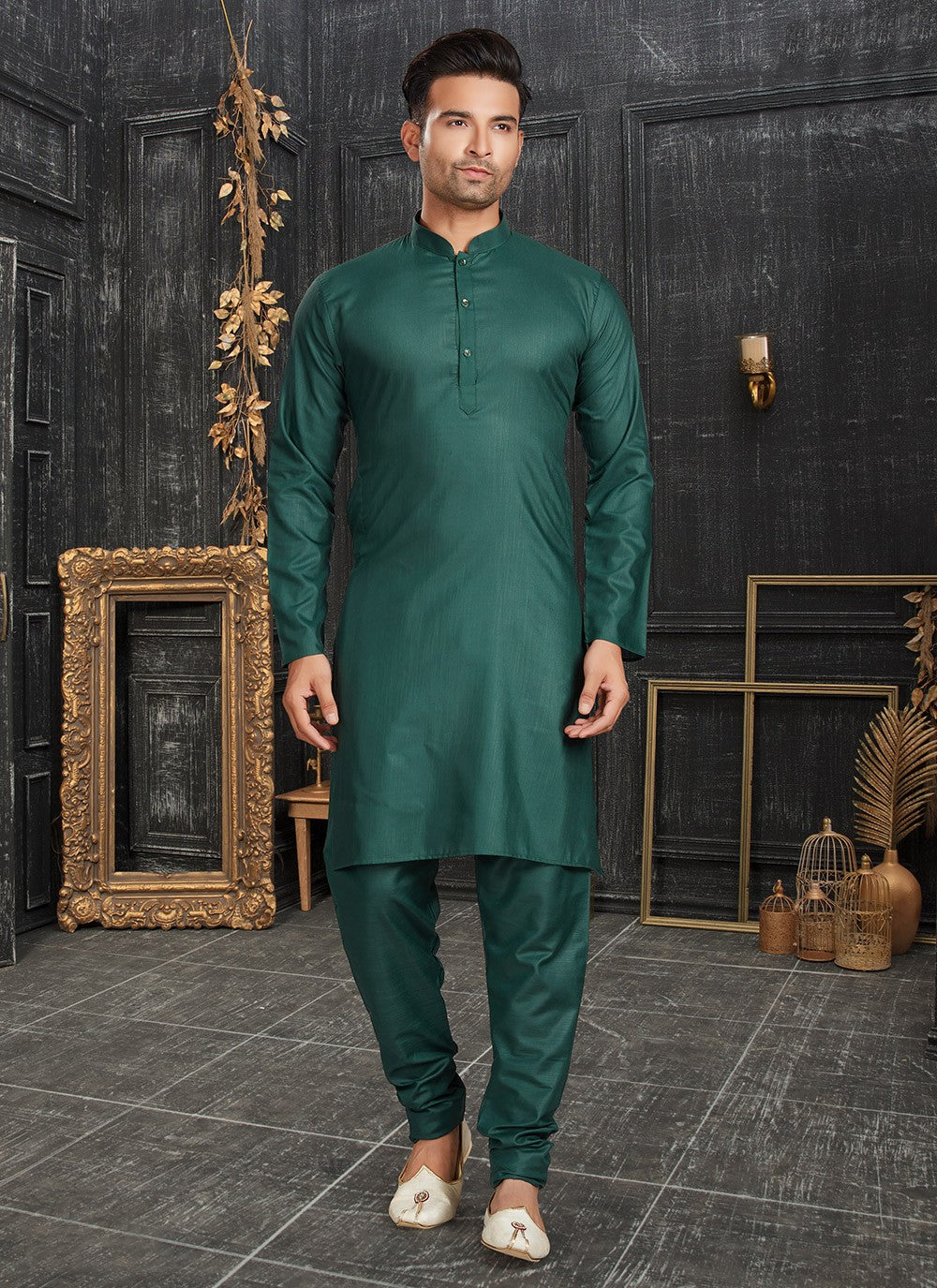 Plain Cotton Green Kurta Pyjama - M4351