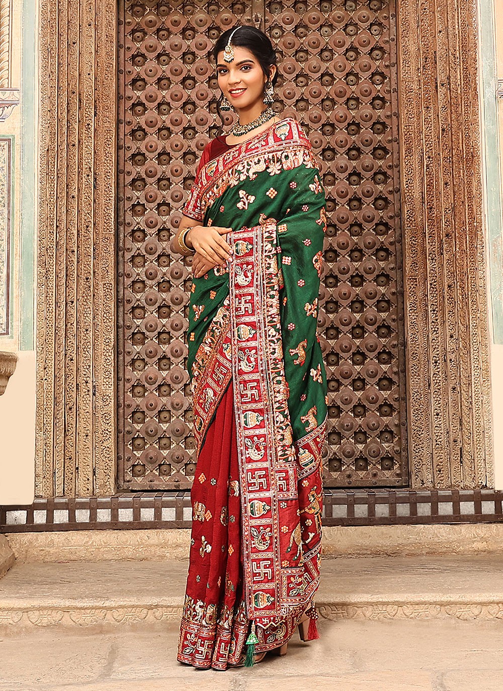 Classic Diamond Silk Saree - S2680