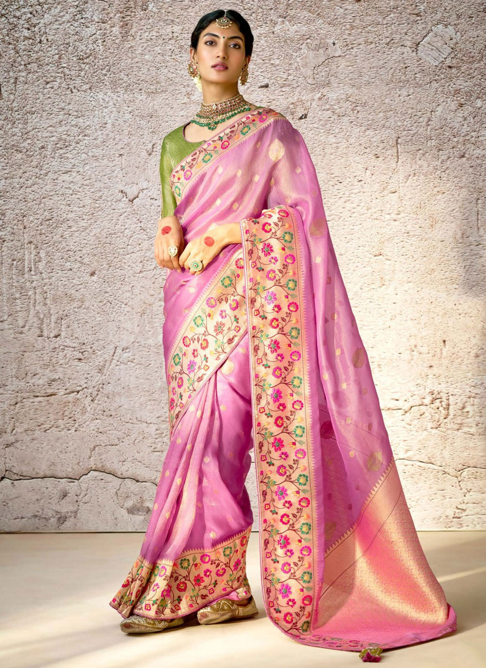 Classic Thread Banarasi Silk Saree - S8785