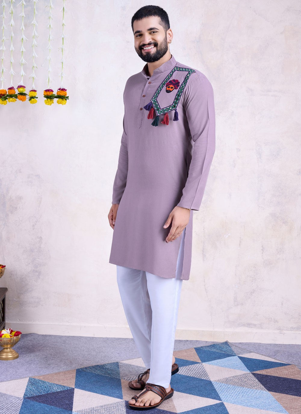 Embroidered Rayon Lavender Kurta - M8595