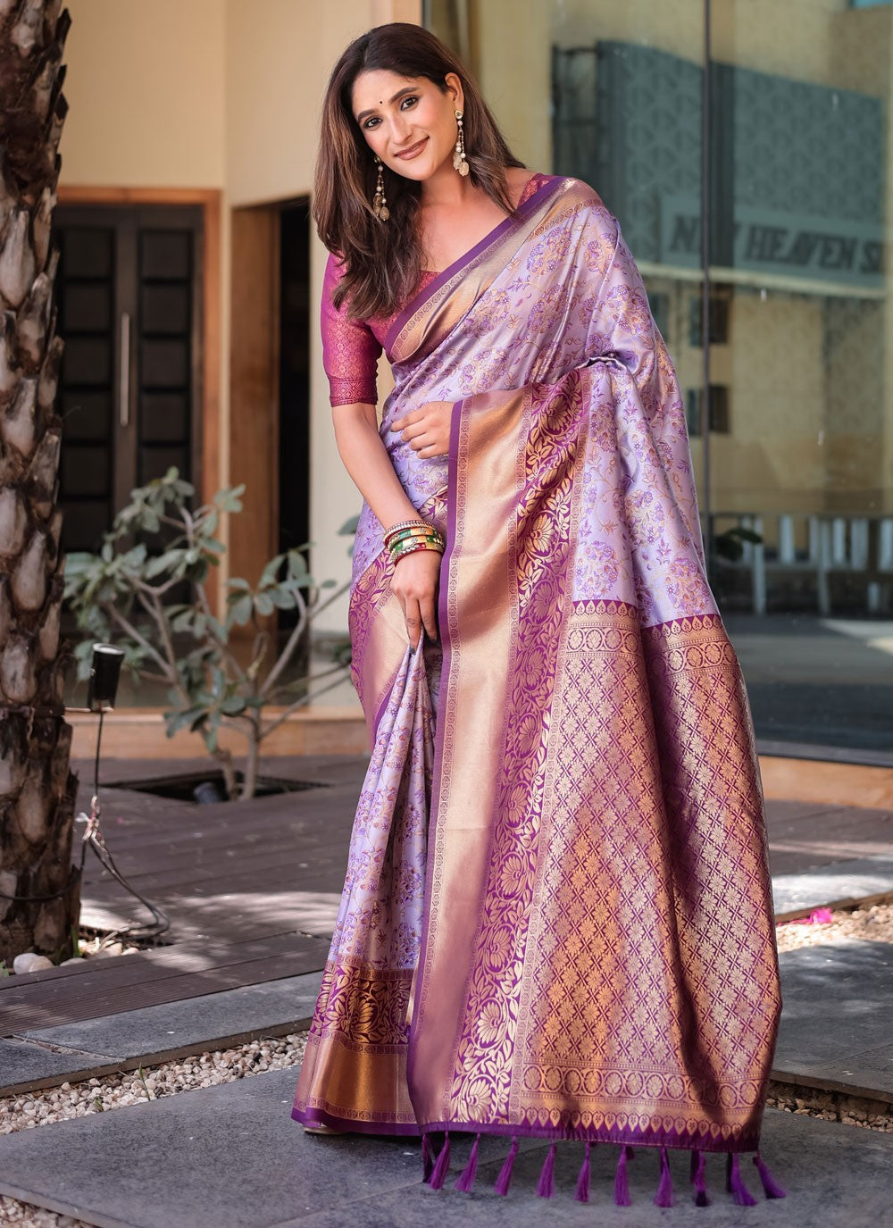 Woven, Zari Kanjivaram Silk Saree - S12290