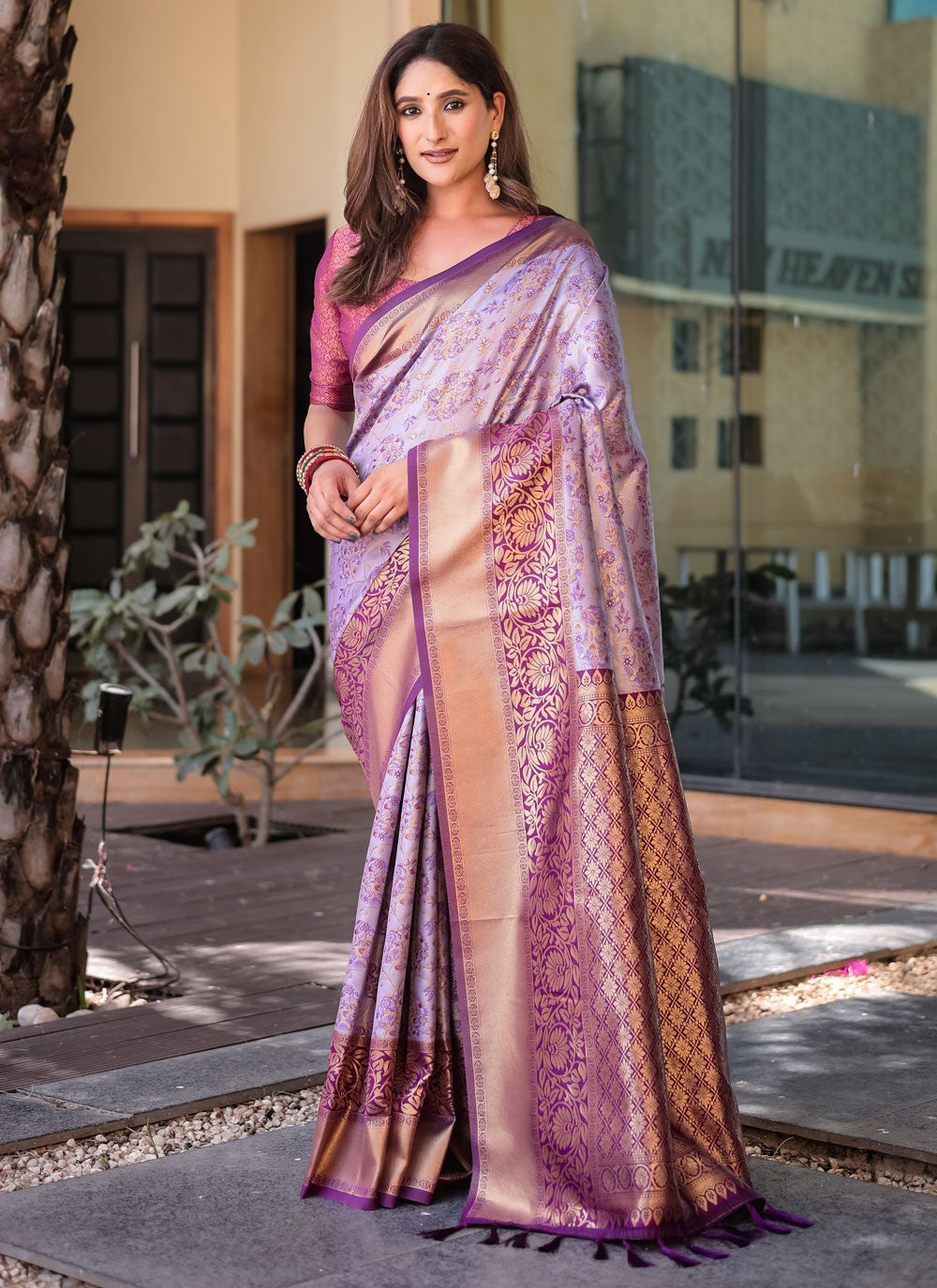 Woven, Zari Kanjivaram Silk Saree - S12290